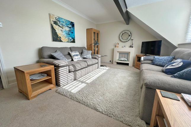 3 Lymore Mews, 83, High Street, Lymington photo 3