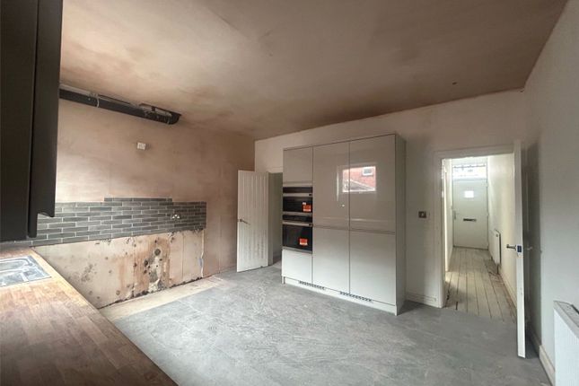 6, Richmond Mount, West Yorkshire photo 3