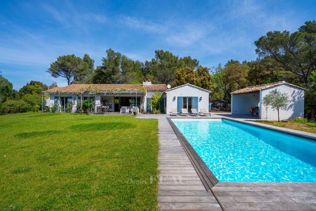Villa for sale in La Croix-Valmer, 83420, France