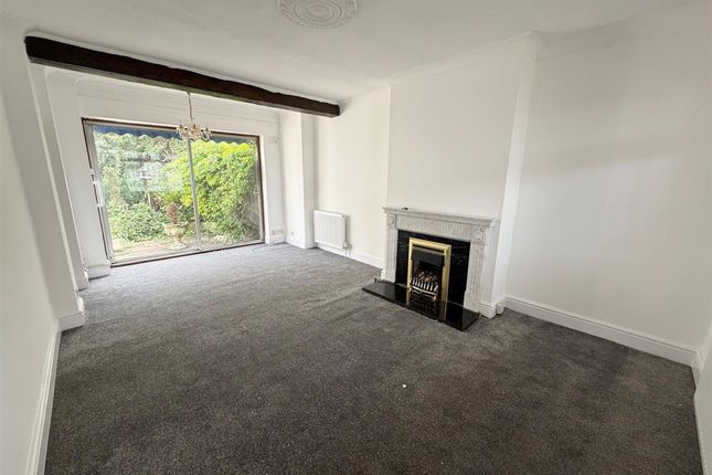 1 Grasmere Avenue, Luton photo 2