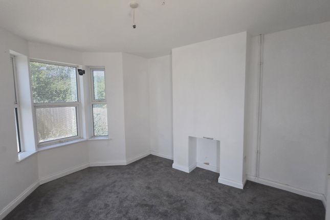 28, Newport Road, Ventnor photo 3