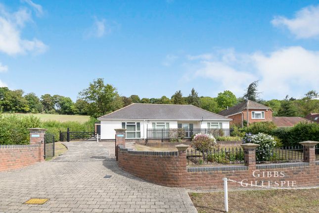 3-bed house on Byfield, Pednor Road, Buckinghamshire, £2,950/mo