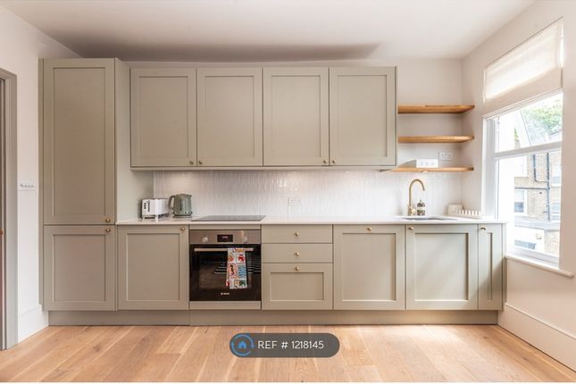 First Floor Flat, Shaftesbury Road, Richmond photo 4
