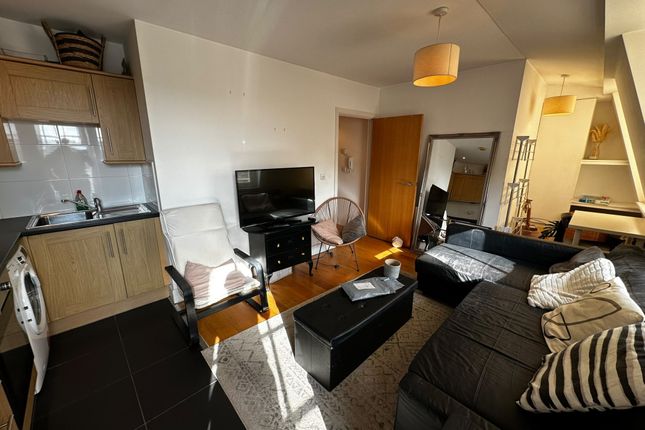 Stamford Road, Dalston photo 5