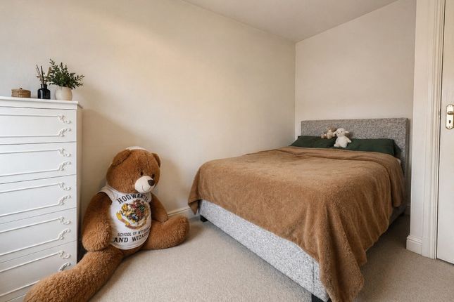43 Buttercup Close, Corby photo 5