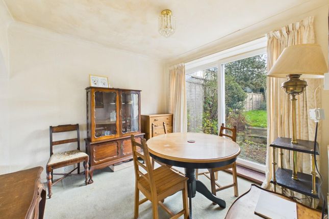 2, Sleningford Rise, Bingley photo 4