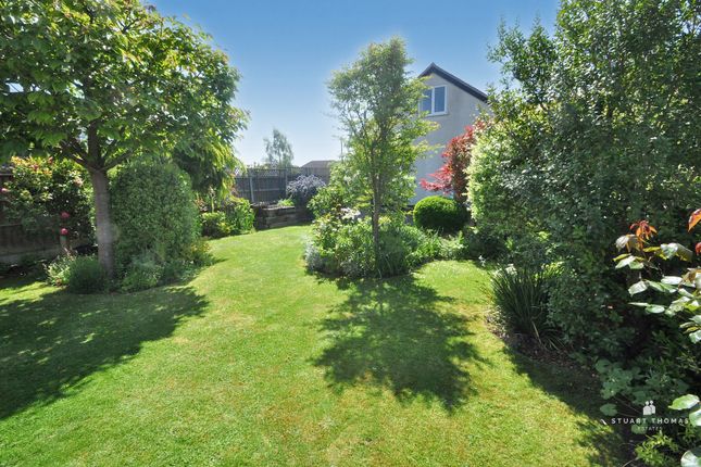 9, Scrub Lane, Hadleigh photo 3