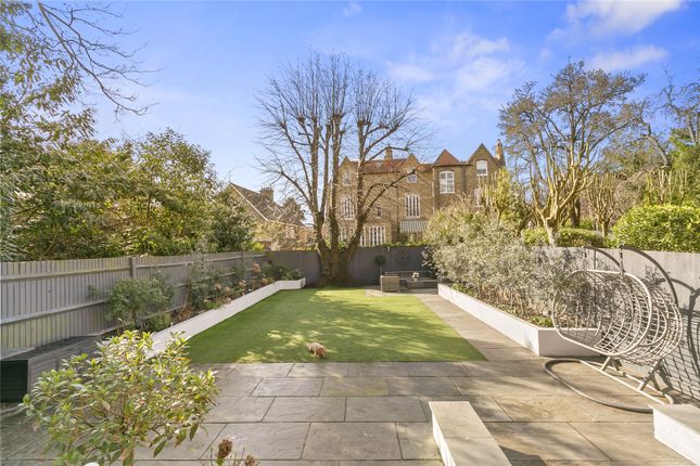 Ruskin House, 2, The Drive, London photo 3