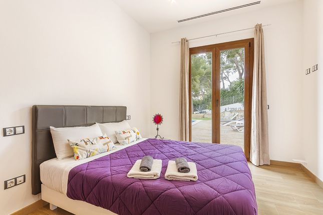 Property for sale in Villa, Palmanova, Calvià, Mallorca, 07181
