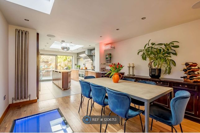 Thumbnail Terraced house to rent in Chiswick Road, London