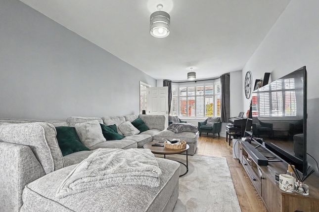 3 Berwick Avenue, Manchester photo 2