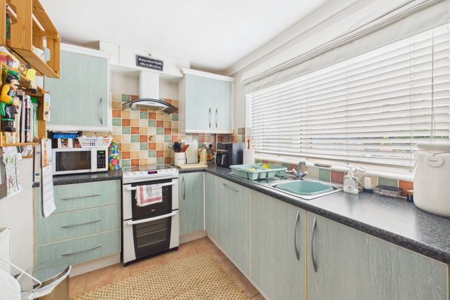21, Hawthorn Drive, Coleford photo 4