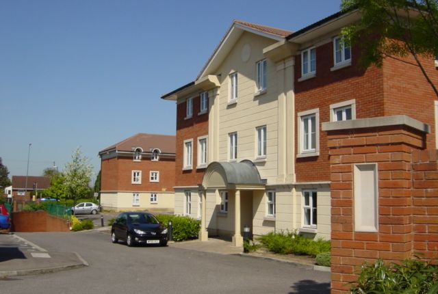 Thumbnail Flat to rent in Springley Court, Bristol