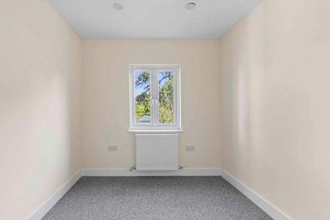 3 Queens Road, Princes Risborough photo 4