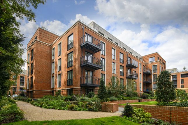 Thumbnail Flat for sale in Lancelot Apartments, Knights Quarter, Winchester, Hampshire