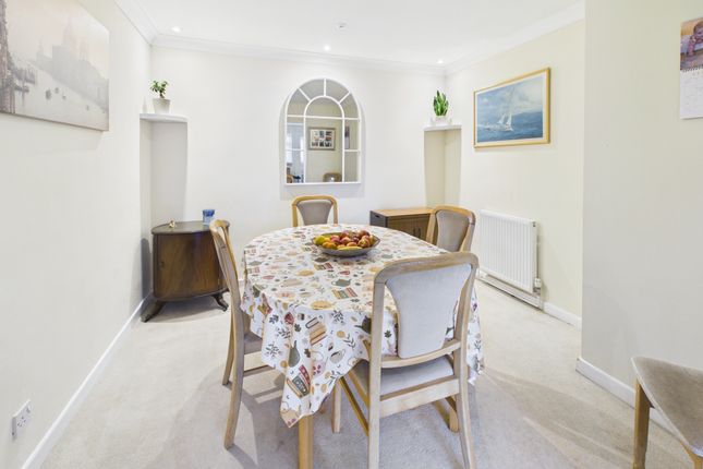 2, Oakley Close, Bridgwater photo 4