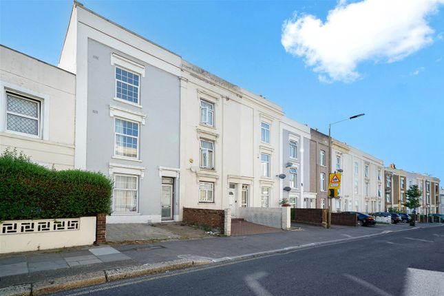 6 Crescent Road - Ynkz3Adxqxzdobxav1D9.Jpg