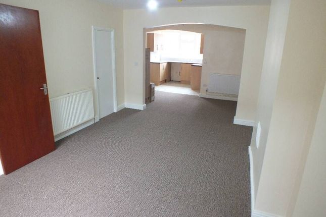 Flat 1, 20 Prestwold Road, Leicester photo 3