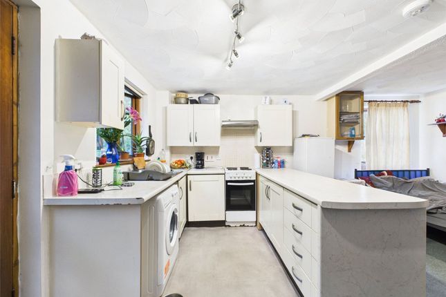4 Angel Hill, Launceston photo 4