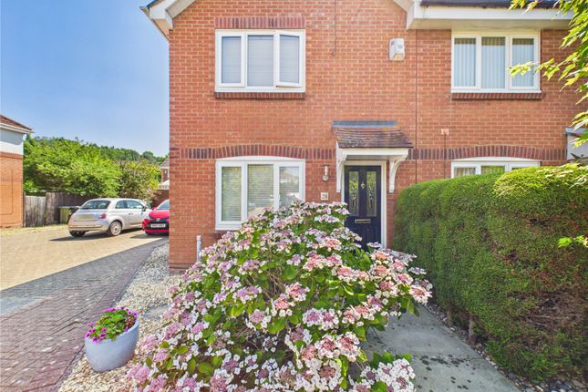 28, Burgess Green Close, Bristol photo 2