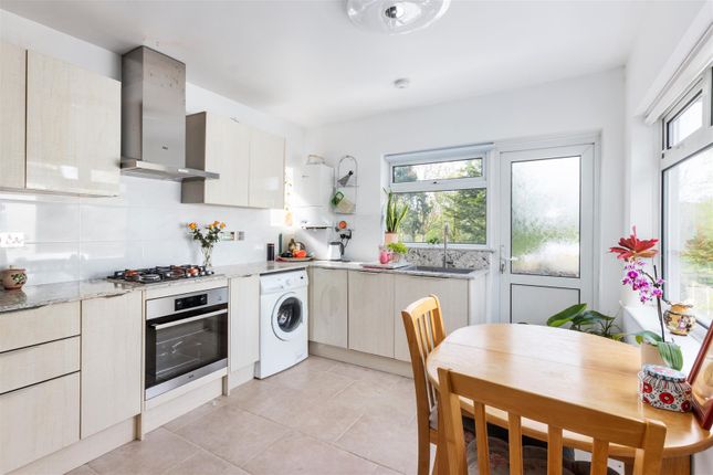 Flat for sale in Aboyne Drive, London
