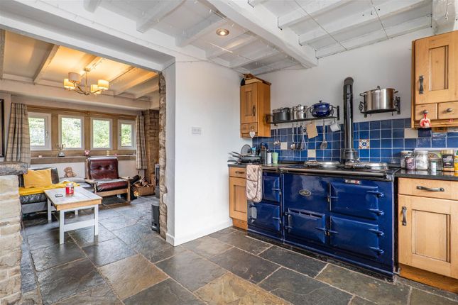 Hallsworth Fold Cottage, Long Lane, Chorley photo 3