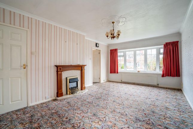 24, Manor Way, York photo 2