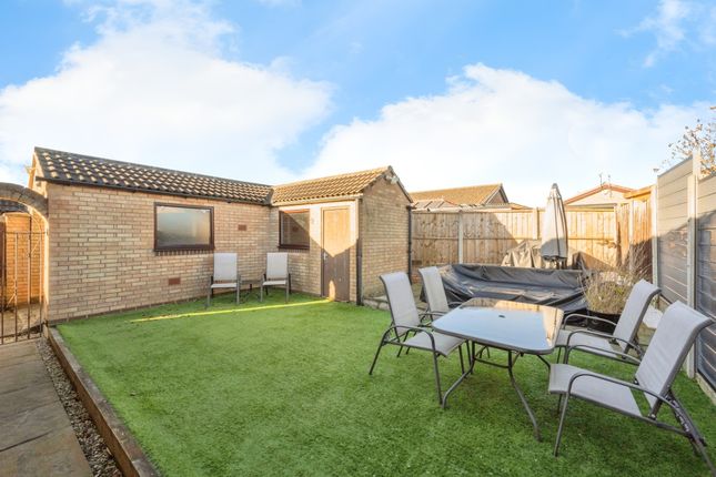 4, Hamilton Close, Mexborough photo 4