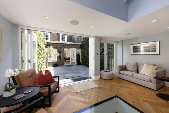 Terraced house for sale in Old Church Street, London