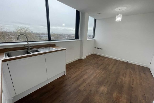 Flat for sale in Ashton Lane, Sale, Greater Manchester