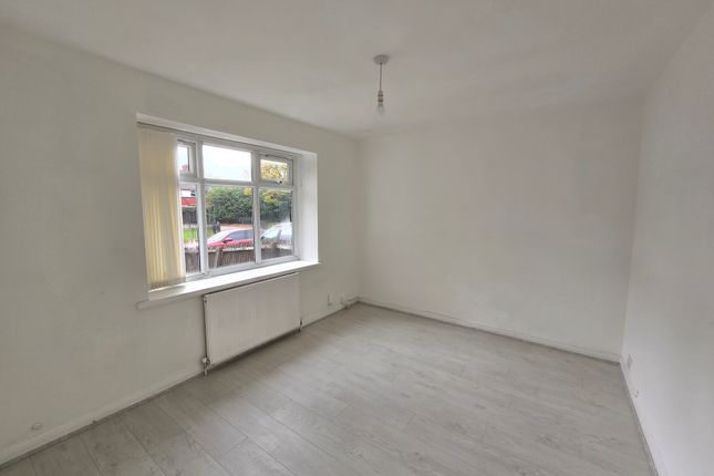 131, Turton Road, Tipton photo 3