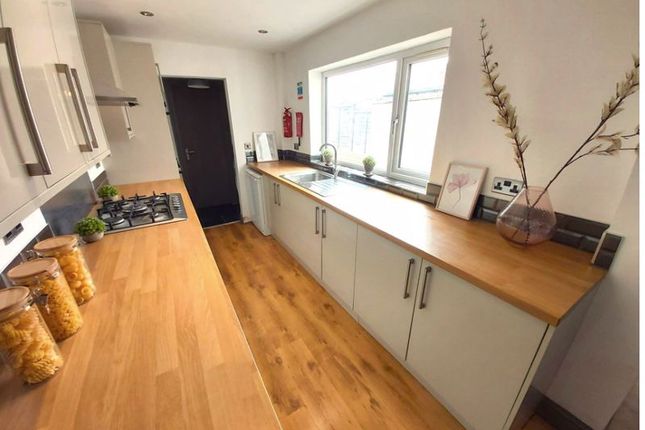 Terraced house to rent in Chestnut Street, Worcester