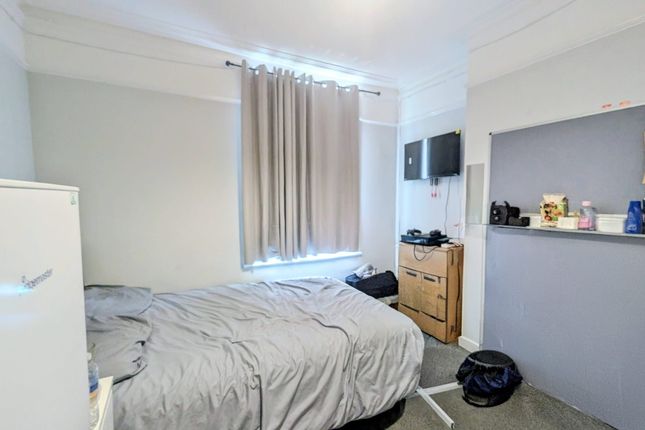 43 Darnley Street, Gravesend photo 5