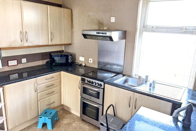 19, Tranmere Road, Blackpool photo 4