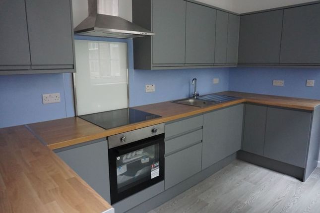 Room 4, Flat A, 10-11, Poultry Arcade, Nottingham, Nottingham photo 5