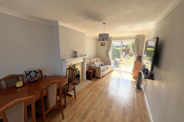 21., Grendon Avenue, Corby photo 2
