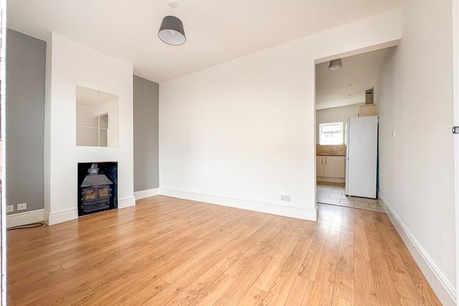 13, Herbert Crescent, Bristol photo 2
