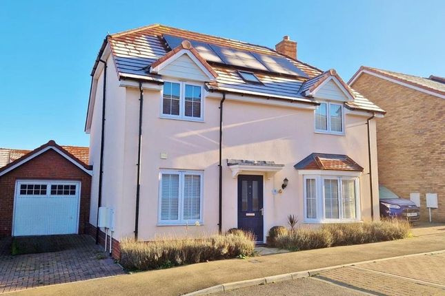 4-bed house on 18, Honeypot Way, Walton-on-the-Naze, £375,000
