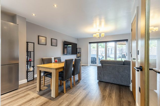 12, Millard Way, East Ardsley, Wakefield photo 4