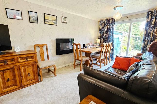 17, Grantham Close, Hereford photo 4
