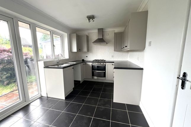 7 Sandown Close, Runcorn photo 4