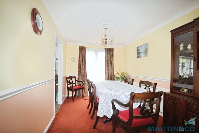 5, Grisbrook Farm Close, Romney Marsh photo 4