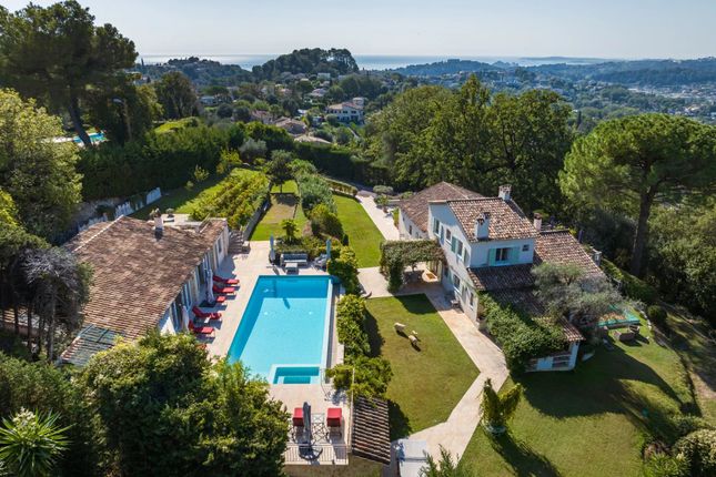 Villa for sale in St Paul, Vence, St. Paul Area, French Riviera