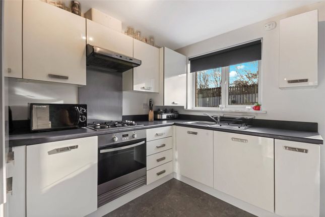 17, John Ogilvie Crescent, South Lanarkshire photo 3