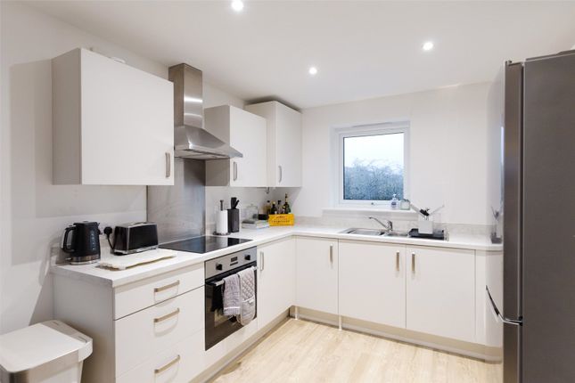 8, Bridgeman Way, Bristol photo 2