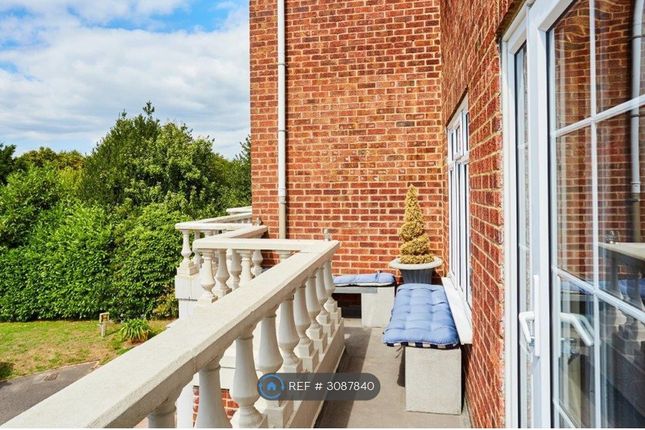 Tunbridge Wells photo 3