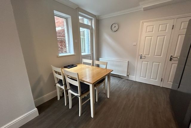 106, Pinhoe Road, Exeter photo 3