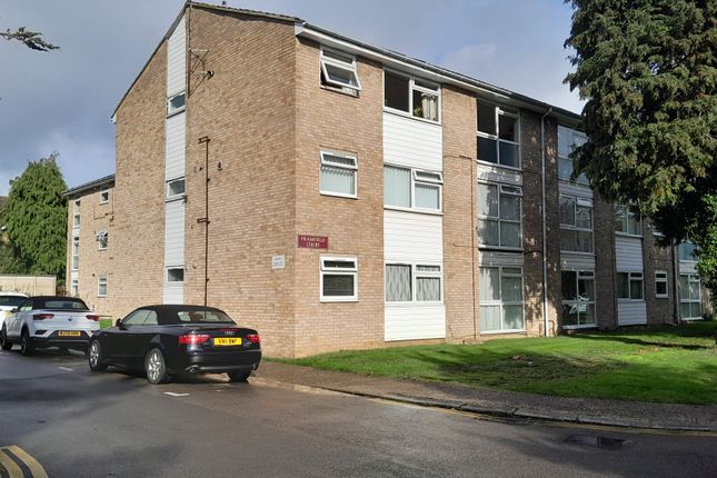 Flat for sale in Queen Annes Gardens, Enfield