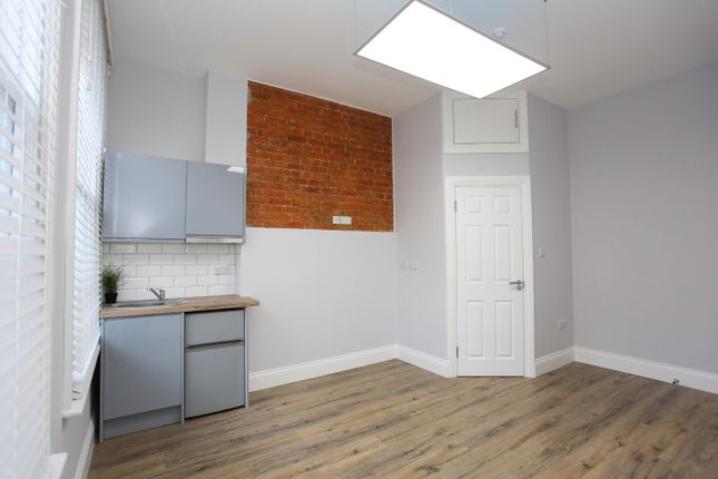 Thumbnail Studio to rent in Suite 1, 33 King Street, Luton, Bedfordshire
