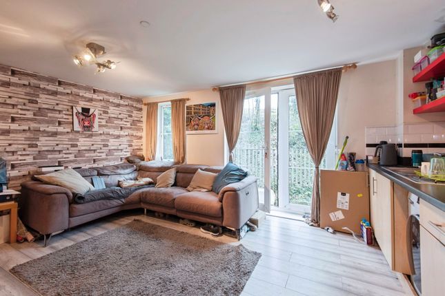 51, Watersmeet, Hitchin photo 4